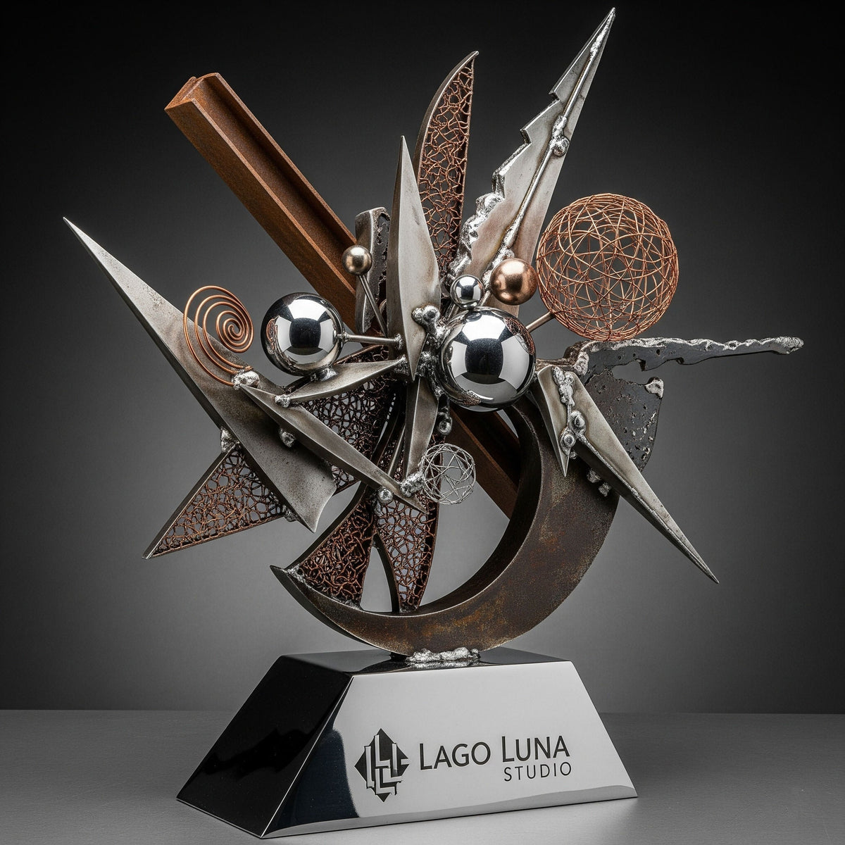 Lago Luna Originals Sculpture